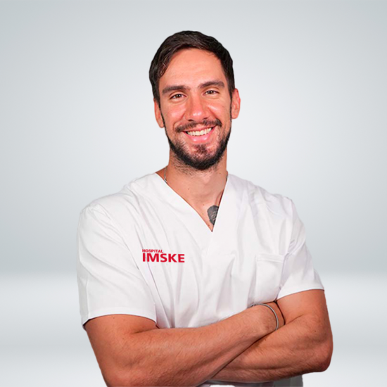 Dr. Giampiero Papa Hospitalización. Especialidad Medicina Hospitalaria. Hospital Ribera IMSKE es un hospital de traumatología y rehabilitación situado en Valencia. Es una institución médica líder en la prevención, el diagnóstico y el tratamiento de enfermedades musculoesqueléticas. Avalado por un equipo multidisciplinar de más de 100 profesionales altamente cualificados y especializados, Ribera IMSKE consolida su posición como centro de excelencia en el sector de la medicina y ofrece al paciente la cobertura de todas las especialidades musculoesqueléticas. La traumatología y la rehabilitación eso nuestras pasiones, y el compromiso y el cuidado sin límites con el paciente, nuestra prioridad.