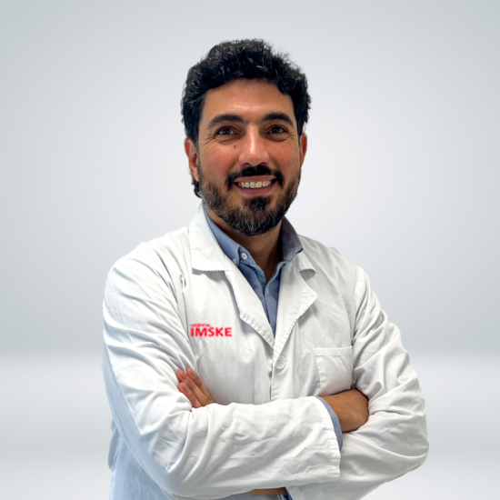 El Doctor Iván Morales es traumantólogo en el Hospital IMSKE