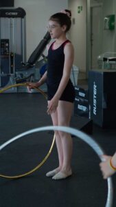 Gimnastas en la Unidad de Deportes Gimnásticos